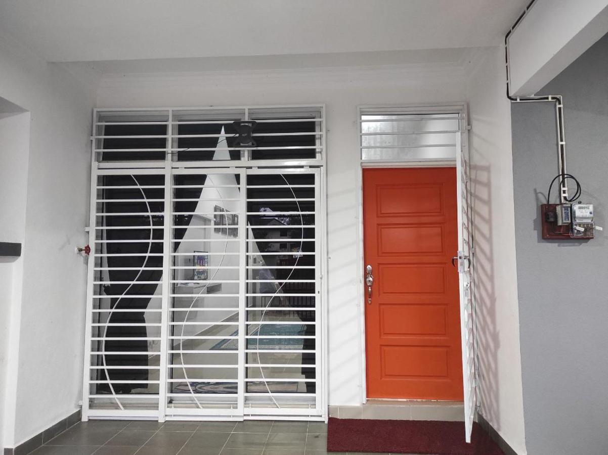 Bb D'Velodrom Homestay دونجون المظهر الخارجي الصورة